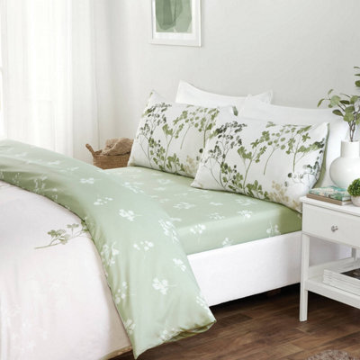 Shadow Stem Duvet Set With Fitted Sheet And Pillowcases, 100% Easy-Care Polyester, Reversible