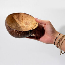 Serenityy Medium Natural Coconut Bowl, Handmade Polished Decorative Bowl, Approx. 6 X 13 Cm - thumbnail 3