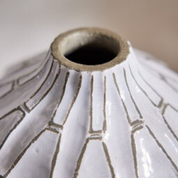 Dibor Traditional White Ceramic Tall Table Decor Flower Vase H26 X Dia 14Cm - thumbnail 4