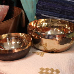 Large Handmade Chaken Singing Bowl - 17Cm, 800G For Meditation & Sound Healing - thumbnail 4