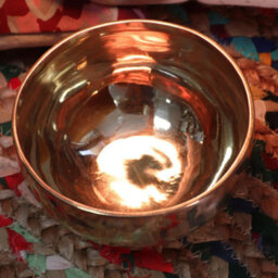 Large Handmade Chaken Singing Bowl - 17Cm, 800G For Meditation & Sound Healing - thumbnail 3