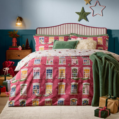 furn. Furn Christmas Eve Reversible Duvet Cover Set, Cranberry, Single - image 1