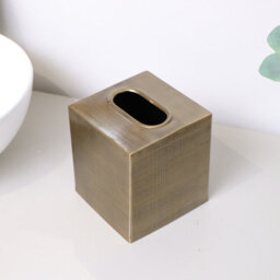 Melody Maison Brass Gold Textured Metal Tissue Box Holder - thumbnail 3