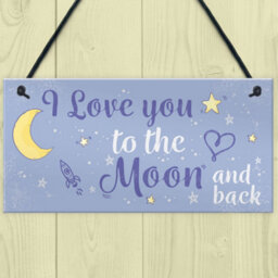 Red Ocean Love You To The Moon And Back Hanging Sign Friendship Gift Mum Daddy Sister Love Present - thumbnail 2