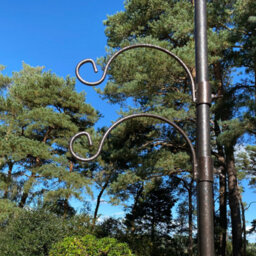 Hanging Bracket Hook For Selections Premium Bird Feeding Stations (Set Of 2) - thumbnail 4