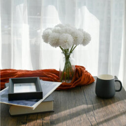 Amorly 18Pcs Artificial Pure White Ball Chrysanthemum Flowers Artificial Mums Flowers For Home Table Centerpiece Decor Silk Flowers - thumbnail 4