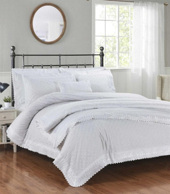 Rapport Home Richmond White Bedspread Luxury Embroidered - image 1