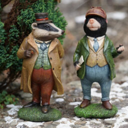 Burgess Mr Badger Resin Ornament Wind In The Willows Animal Home Statue Sculpture Decoration - thumbnail 5