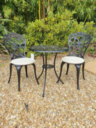 Sh&g Scotney 2 Seat Bistro Set - 3 Piece Round Table & Chairs - Black Aluminium With Cream Cushions - Indoor & Outdoor