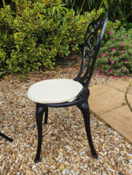 Sh&g Scotney 2 Seat Bistro Set - 3 Piece Round Table & Chairs - Black Aluminium With Cream Cushions - Indoor & Outdoor - thumbnail 4