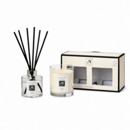 Aroma Naturals Minimalist Luxe Candle & Reed Diffuser Gift Set Blackberry, Pomegranate Scent - thumbnail 4
