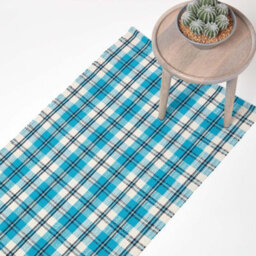 Homescapes Irvine Handwoven Blue Tartan 100% Cotton Rug, 66 X 200 Cm - thumbnail 1