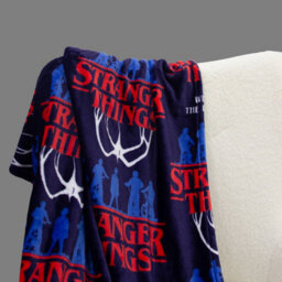 Character World Stranger Things Blanket Kids Teenagers Fleece Navy Soft Throw The Upside Down - thumbnail 4