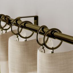 GoodHome Antiki Antique Brass Effect Curtain Ring (Dia)19mm, Pack Of 10 Compatibility- 16/19mm Curtain Poles - thumbnail 3