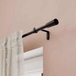 GoodHome Araxos Matt Black Extendable Cap Single Curtain Pole Set, (L)1200mm-2100mm (Dia)19mm - thumbnail 6