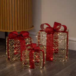 Samuel Alexander Set Of 3 Gold Light Up Christmas Parcel Decorations With 90 Warm White Leds - thumbnail 9