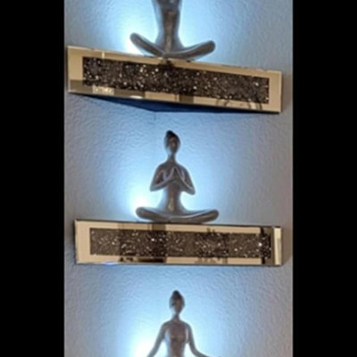 Deenz 2X Conner Shelf Crushed Diamond Mirrored Decorative Wall Shelf Triangle Corner Wall Shelves Crystal Glass Silver