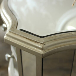 Melody Maison Silver Mirrored Double Wardrobe, Chest Of Drawers And Pair Of Bedside Tables - Tiffany Range - thumbnail 7