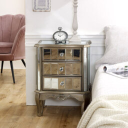 Melody Maison Silver Mirrored Double Wardrobe, Chest Of Drawers And Pair Of Bedside Tables - Tiffany Range - thumbnail 3