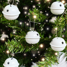 Melody Maison Set Of 8 White Hanging Bell Christmas Decorations - 4Cm - thumbnail 3