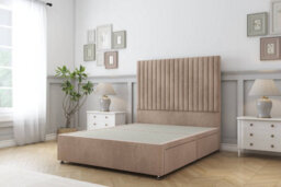 "Sloomy Manhattan Mink Naples Divan Bed Base No Drawers With 26"" Strutted Headboard 4'6 Double"