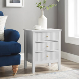 Melody Maison 3 Drawer Chest Of Drawers And Pair Of Bedside Tables - Hales White Range - thumbnail 5