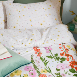 furn. Furn Cottage Garden Reversible Printed Duvet Cover Set - thumbnail 3
