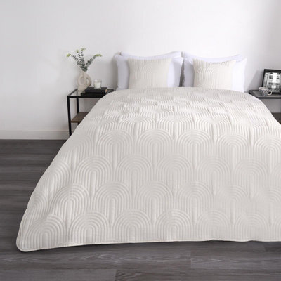 OHS Pinsonic Blanket Quilted Bedspread Throw Over Bed, Cream - 200 X 240Cm