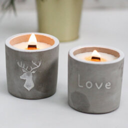 Serenityy Medium Concrete Wooden Wick Candle - Stag Head - Whiskey & Woodsmoke - 450G - thumbnail 3