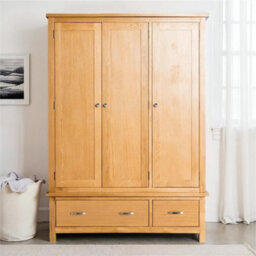 London Oak Large Triple Wardrobe With 2 Drawers - By Roseland Furniture - thumbnail 2