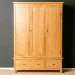 London Oak Large Triple Wardrobe With 2 Drawers - By Roseland Furniture - thumbnail 3