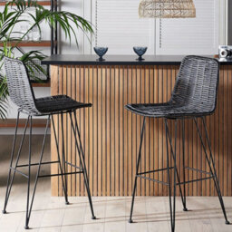 Beliani Set Of 2 Black Rattan Bar Chairs, Tall Bar Height - thumbnail 2