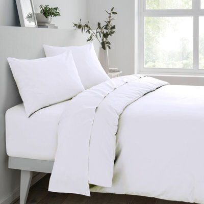 Gr8 Home Sleepdown Fitted Sheet White Easy Care Polycotton Bed Linen Bedsheet Bedding Double - image 1