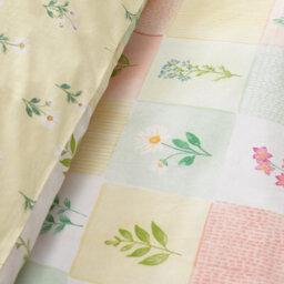 Catherine Lansfield Daisy Patchwork Reversible King Duvet Cover Set With Pillowcases Yellow - thumbnail 4