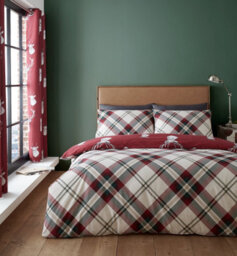 Catherine Lansfield Bedding Munro Stag Check Duvet Cover Set With Pillowcases Red - thumbnail 2