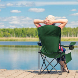 Voyager Pouch Folding Camping Chair 2-Pack, Lightweight With Pocket And Drinks Holder - Green - thumbnail 2