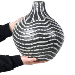 Beliani Artisan Black White Terracotta Vase 35Cm Striped Boho Decor - Handcrafted Lacquered Finish - thumbnail 3