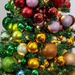 The Christmas Workshop 70660 6Ft Pre-Lit Slimline Green Artificial Christmas Tree - thumbnail 7
