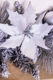 Christmas Tree World 180Cm Decorated Silver Mixed Pine Garland With White Poinsettia - thumbnail 5