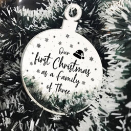 Red Ocean 1St Christmas As A Family Of Three Engraved Tree Decoration Babys 1St Xmas Gift