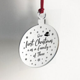 Red Ocean 1St Christmas As A Family Of Three Engraved Tree Decoration Babys 1St Xmas Gift - thumbnail 4