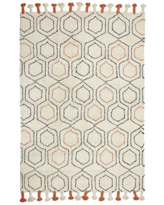 Beliani Hand-Tufted Cotton Rug 160 X 230 Cm - Beige Geometric With Orange Tassels - image 1
