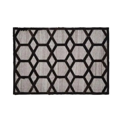 Bosie Safira Small Grey Rug With Black Hair On Leather  H14 X L14 X W122
