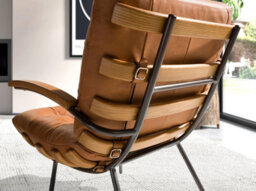 Angel Cerda Elegant Brown Leather And Ash Armchair For Modern Interiors - thumbnail 4