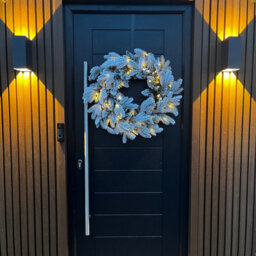Outdoor Living (NW) Ltd 60Cm Premium Mixed Branch Prelit Snow Flocked Christmas Wreath - With Timer - thumbnail 2