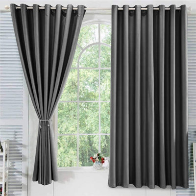 Oxford Homeware Plain Grey 230Gsm Blackout Curtain Thermal Insulated Eyelet For Living Room Curtain Pair (W)168Cm X (L)183Cm - image 1