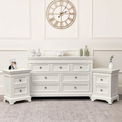 Melody Maison Large 7 Drawer Chest Of Drawers & Pair Of Bedside Tables - Daventry Ivory Range - image 1