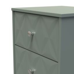 Genoa Ready Assembled Matt Green No Effect 3 Drawer Bedside Chest (H)726mm (W)450mm (D)395mm - thumbnail 4