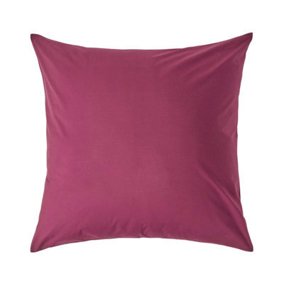 Homescapes Plum Continental Egyptian Cotton Pillowcase 200 Tc, 60 X 60 Cm - image 1