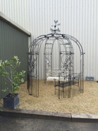 Poppy Forge Imperial Trad - 6 Sided & Panels (Inc. Ground Spikes) Garden Feature - Solid Steel - L243.8 X W243.8 X H259.1 Cm - Black - thumbnail 3